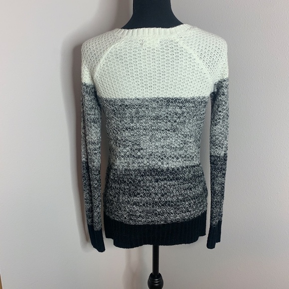 SO Cozy Black and White V-Neck Sweater - Picture 3 of 6
